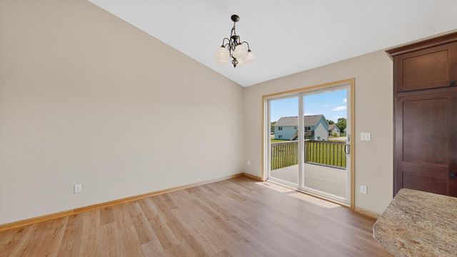 4024 Stone Point Drive NE, Rochester, MN 55906