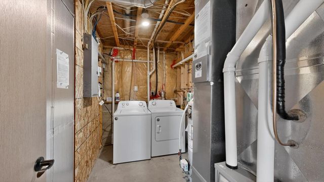 4024 Stone Point Drive NE, Rochester, MN 55906