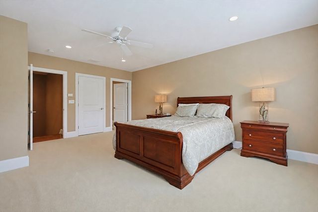 7 Walden Way 7, Milford, MA 01757