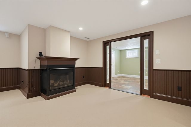 7 Walden Way 7, Milford, MA 01757