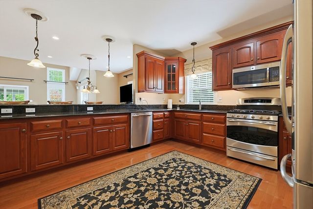 7 Walden Way 7, Milford, MA 01757