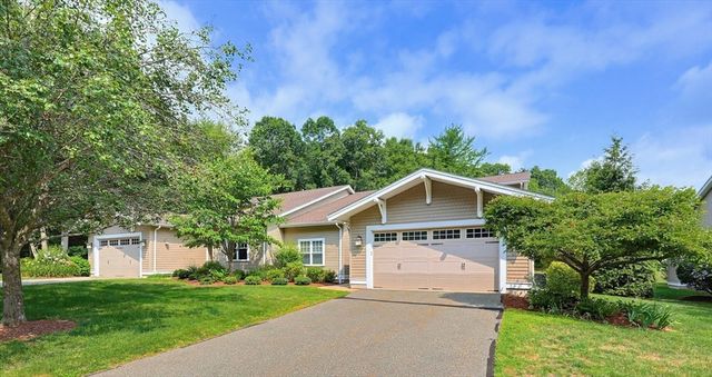 7 Walden Way 7, Milford, MA 01757
