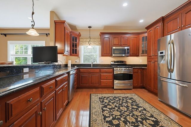 7 Walden Way 7, Milford, MA 01757
