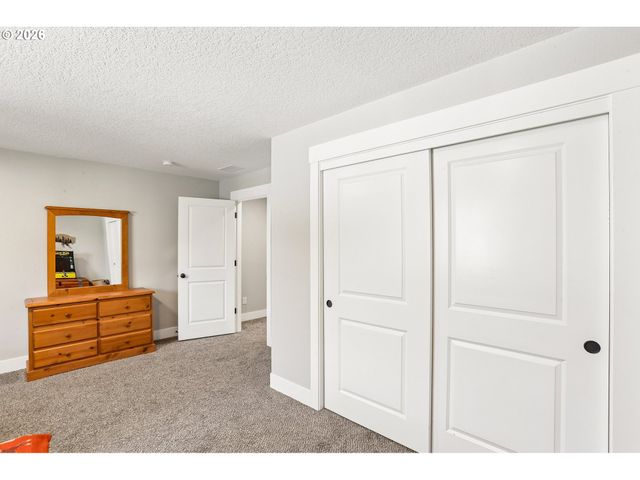 4417 Se 17TH Ave, Brush Prairie, WA 98606