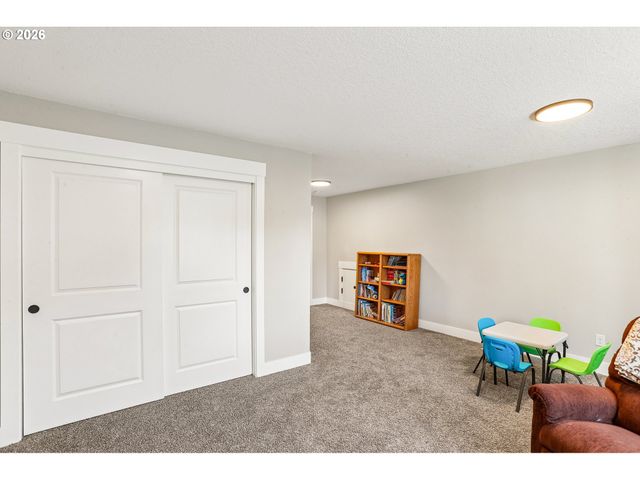 4417 Se 17TH Ave, Brush Prairie, WA 98606