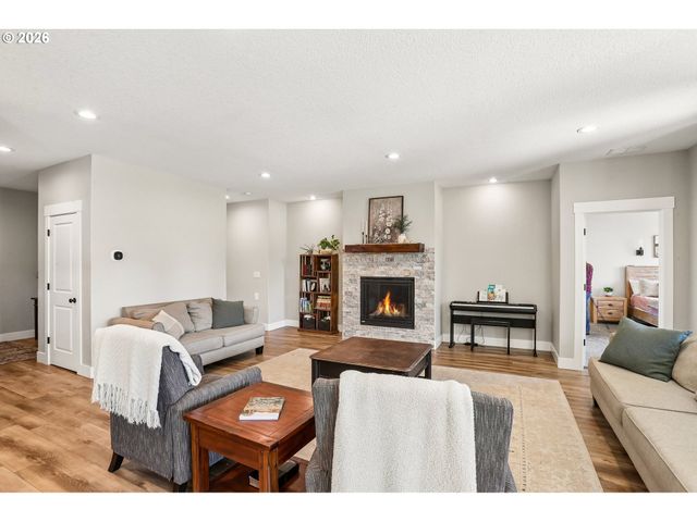 4417 Se 17TH Ave, Brush Prairie, WA 98606