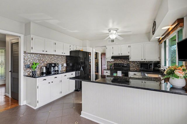 10397 Killarney Drive, Union, KY 41091