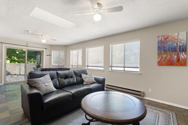 6705 Cypress Point Way NE, Albuquerque, NM 87111