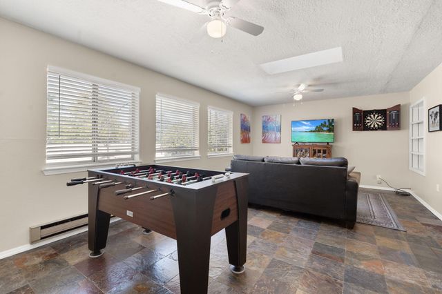 6705 Cypress Point Way NE, Albuquerque, NM 87111