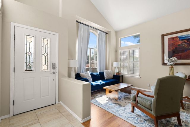 6705 Cypress Point Way NE, Albuquerque, NM 87111