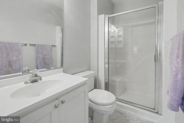 2427 CLOVER, Mechanicsburg, PA 17055