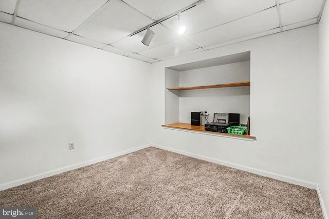 2427 CLOVER, Mechanicsburg, PA 17055