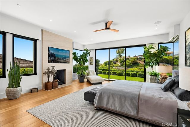 1521 Bayadere Terrace, Corona Del Mar, CA 92625