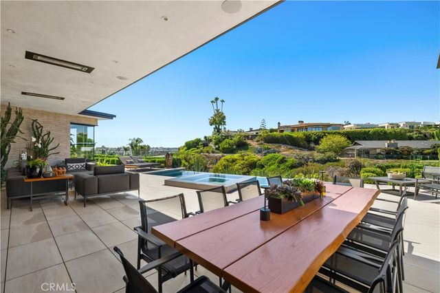 1521 Bayadere Terrace, Corona Del Mar, CA 92625