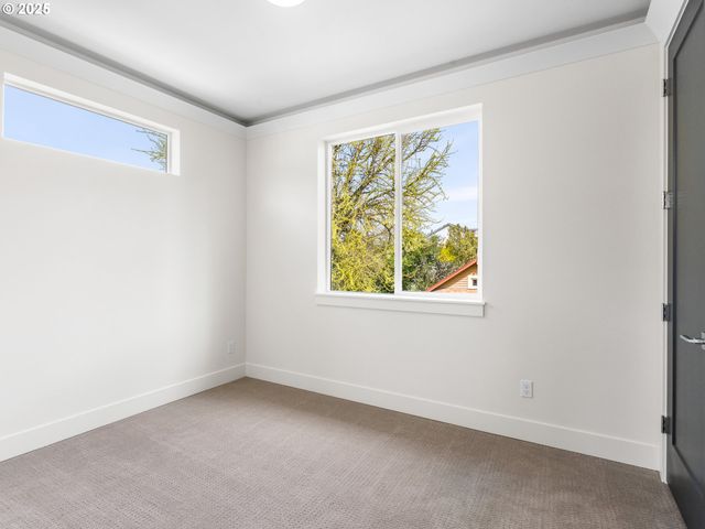 5177 Se 28th Ave 5, Portland, OR 97202