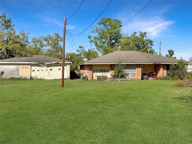 4323 Weaver Road, Houston, TX 77016