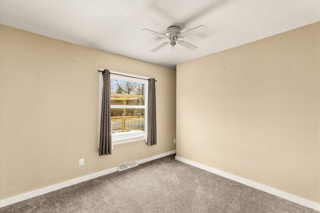 33045 Finestead Drive, Granger, IA 50109