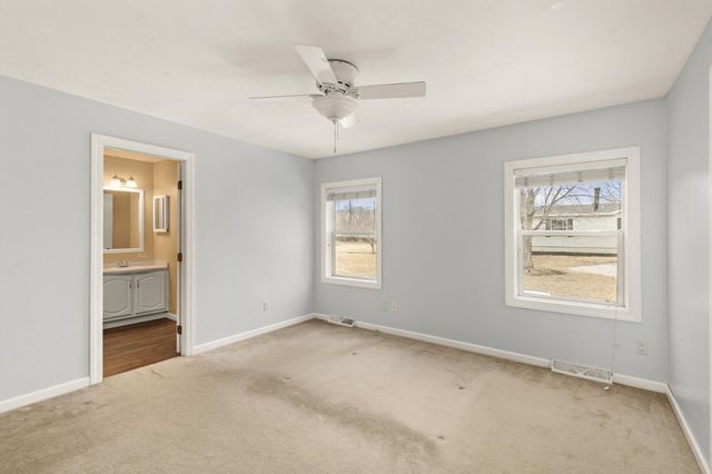 33045 Finestead Drive, Granger, IA 50109