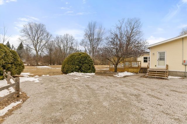 33045 Finestead Drive, Granger, IA 50109