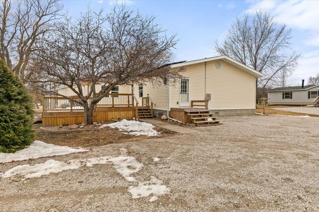 33045 Finestead Drive, Granger, IA 50109