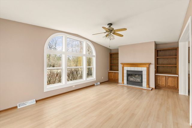 33045 Finestead Drive, Granger, IA 50109