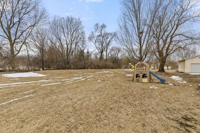 33045 Finestead Drive, Granger, IA 50109