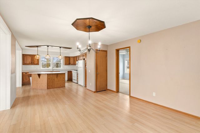 33045 Finestead Drive, Granger, IA 50109