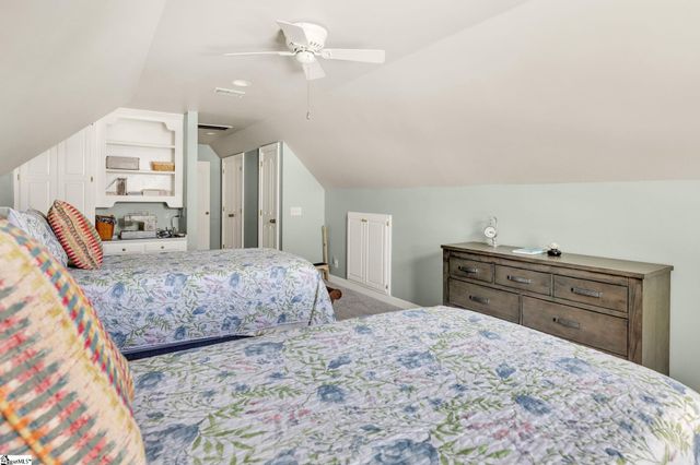 1 Gilder Trace, Simpsonville, SC 29681