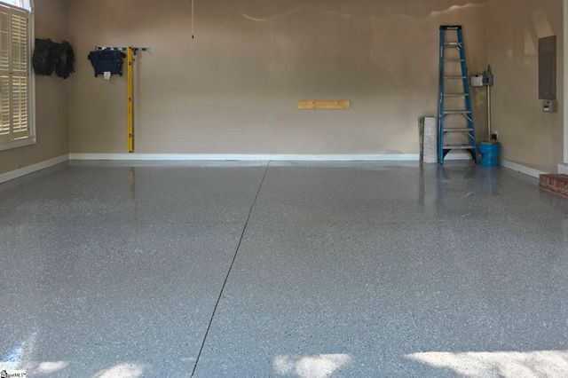 1 Gilder Trace, Simpsonville, SC 29681