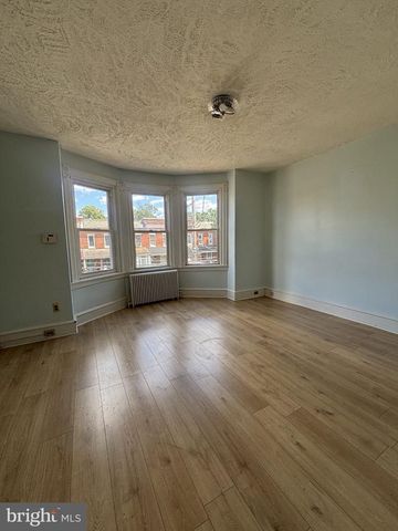 4636 OAKLAND ST, Philadelphia, PA 19124