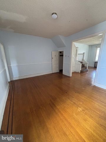 4636 OAKLAND ST, Philadelphia, PA 19124