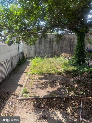 4636 OAKLAND ST, Philadelphia, PA 19124