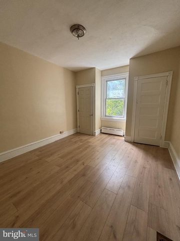 4636 OAKLAND ST, Philadelphia, PA 19124