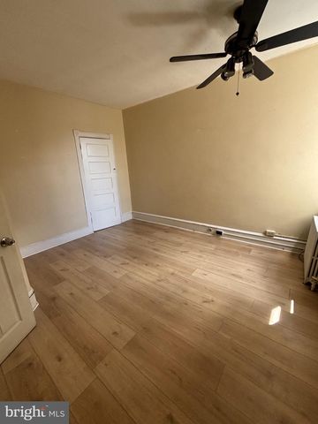 4636 OAKLAND ST, Philadelphia, PA 19124