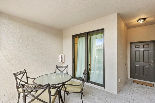 5558 PALMER CIRCLE 105, Bradenton, FL 34211