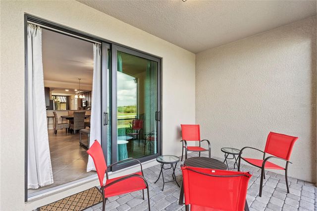 5558 PALMER CIRCLE 105, Bradenton, FL 34211