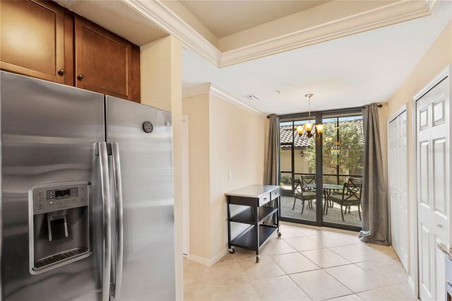 5558 PALMER CIRCLE 105, Bradenton, FL 34211