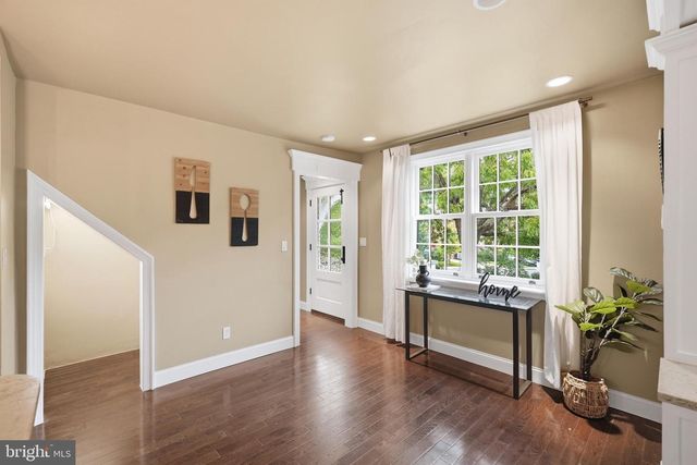 203 S WASHINGTON ST, Rockville, MD 20850