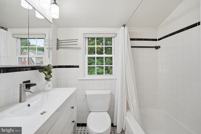 203 S WASHINGTON ST, Rockville, MD 20850