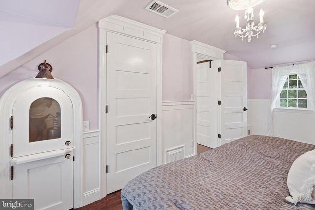 203 S WASHINGTON ST, Rockville, MD 20850