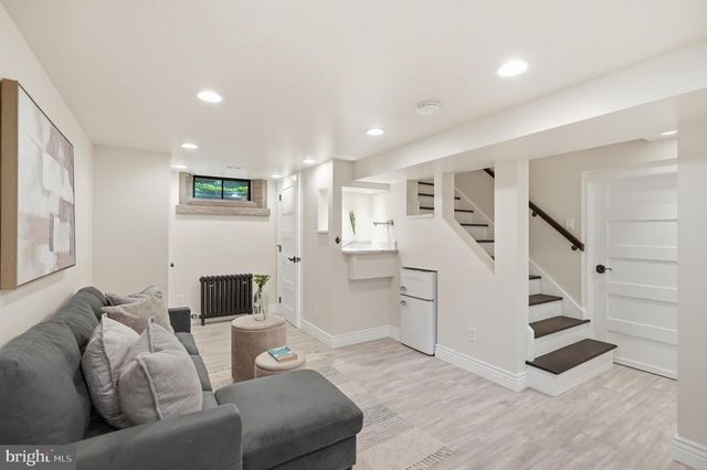 203 S WASHINGTON ST, Rockville, MD 20850