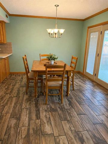 1425 Chimney Hill Road, Yukon, OK 73099