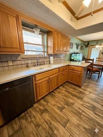 1425 Chimney Hill Road, Yukon, OK 73099