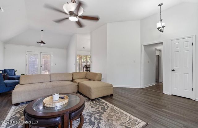 838 Cloverleaf Drive, Southaven, MS 38671
