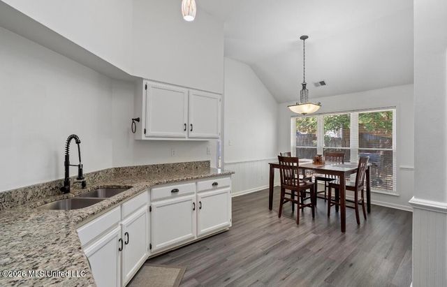 838 Cloverleaf Drive, Southaven, MS 38671