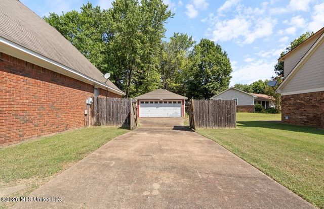 838 Cloverleaf Drive, Southaven, MS 38671