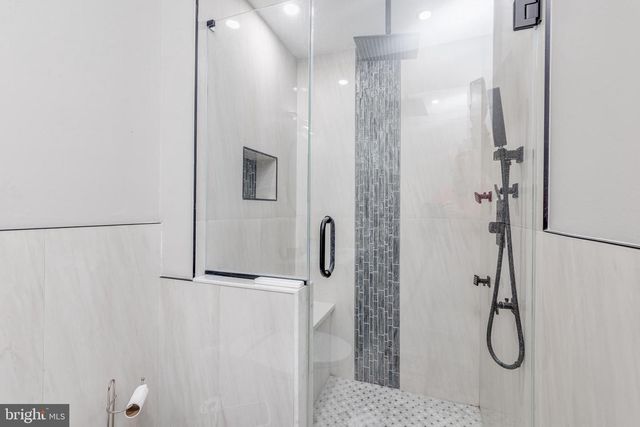 119 FLEETWOOD AVE, Mount Laurel, NJ 08054