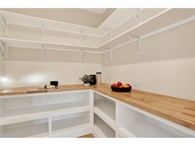 3092 S Cook St, Denver, CO 80210