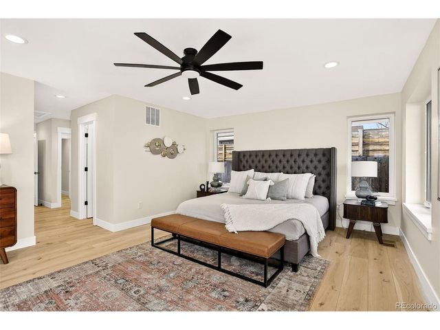 3092 S Cook St, Denver, CO 80210