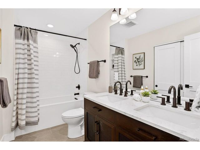 3092 S Cook St, Denver, CO 80210